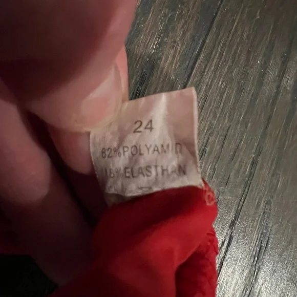 Bright red Zaful bikini - Picture 6 of 7